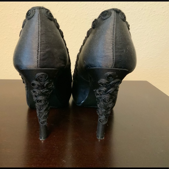 Lulu Townsend After 5 Black Heels 9 1/2 - Picture 2 of 2